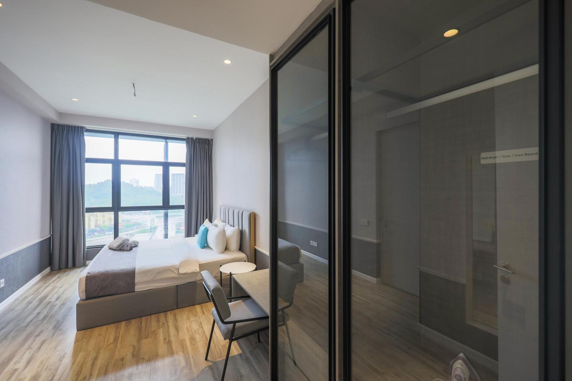 Millerz Square By Mykey Apartment Kuala Lumpur Exterior photo A bedroom at the hotel