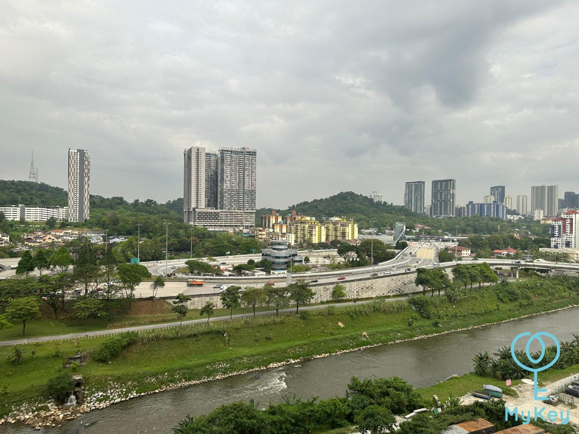 Millerz Square By Mykey Apartment Kuala Lumpur Exterior photo Seremban